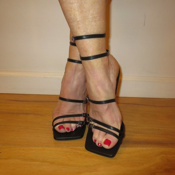 LAST CHC NEW 2 pair PRETTY LITTLE THING  Straps & Buckles Sexy High Heel Sandals - Picture 9 of 14